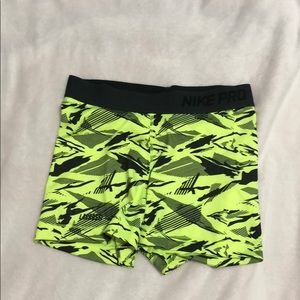 Nike pros size M very good condition